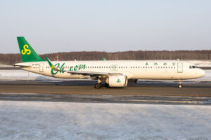 Spring Airlines A321neo in Sapporo