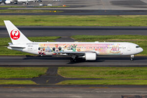 JAL Colorful Dreams Express