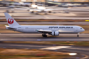 JAL 767-300ER