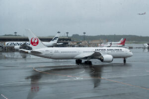 JAL 787